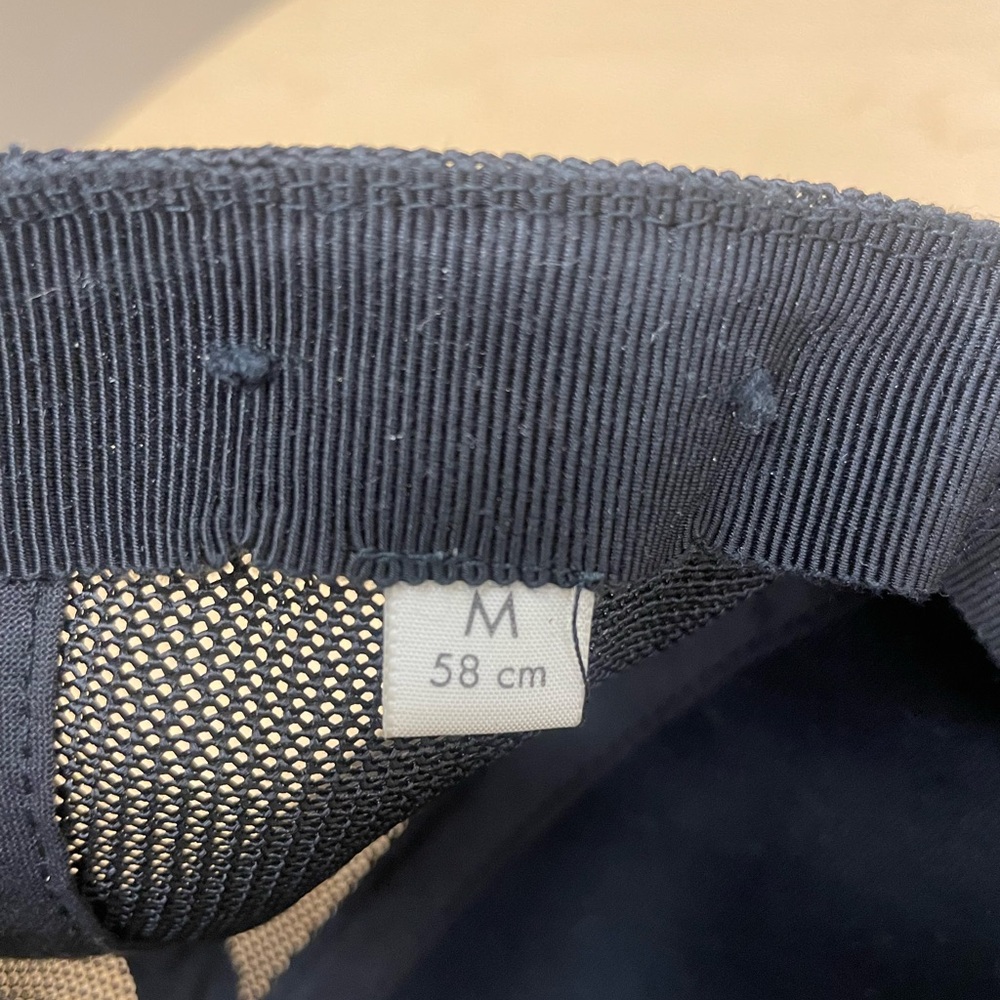 Gucci Black Mesh Baseball Cap - Picture 9 of 9